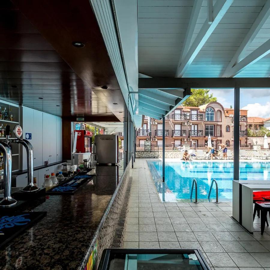 Perkes Complex (adults Only) Отель Лаганас